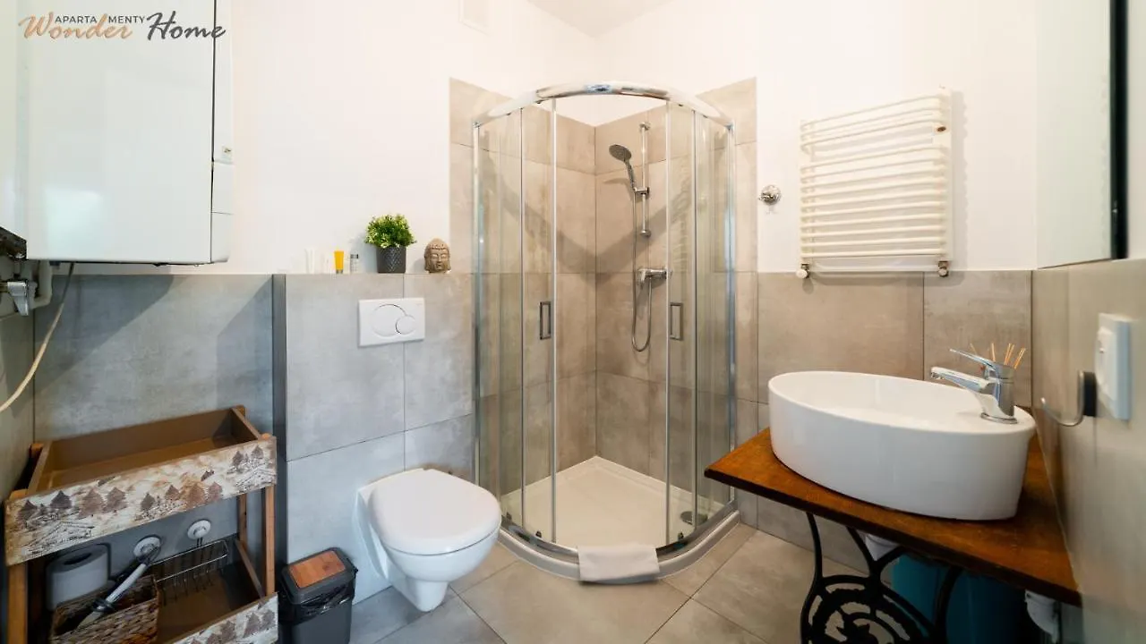 Apartamenty Wonder Home - Komuny Paryskiej 30 Karpacz 0*,